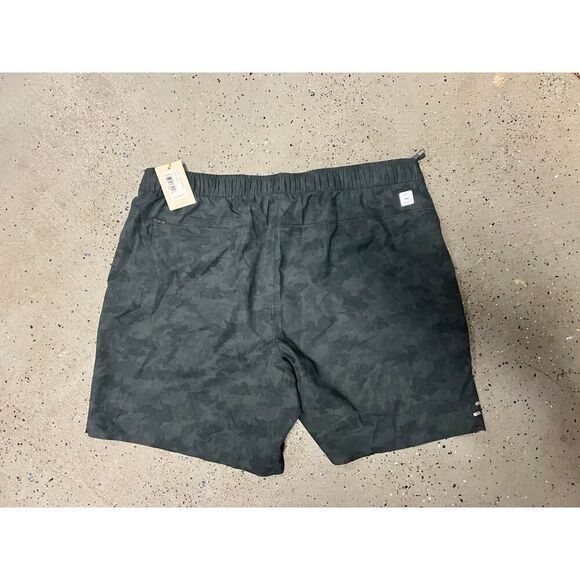 Peter Millar NWT Crown Sport Active Swift Performance Shorts Camo XL MSRP: $90 - Picture 6 of 11
